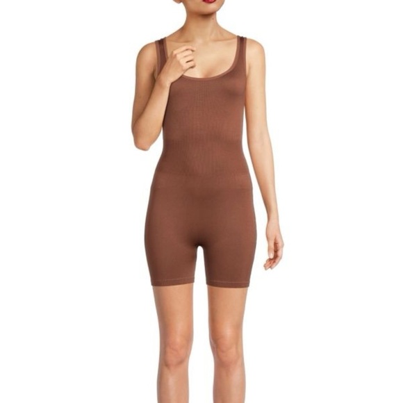 L Space Brown Ribbed Scoopneck Cutout Romper Seamless Brown Bodysuit M/L - Picture 1 of 5